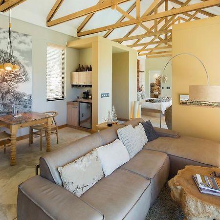 The Olive Exclusive All-Suite Hotel Windhoek Buitenkant foto