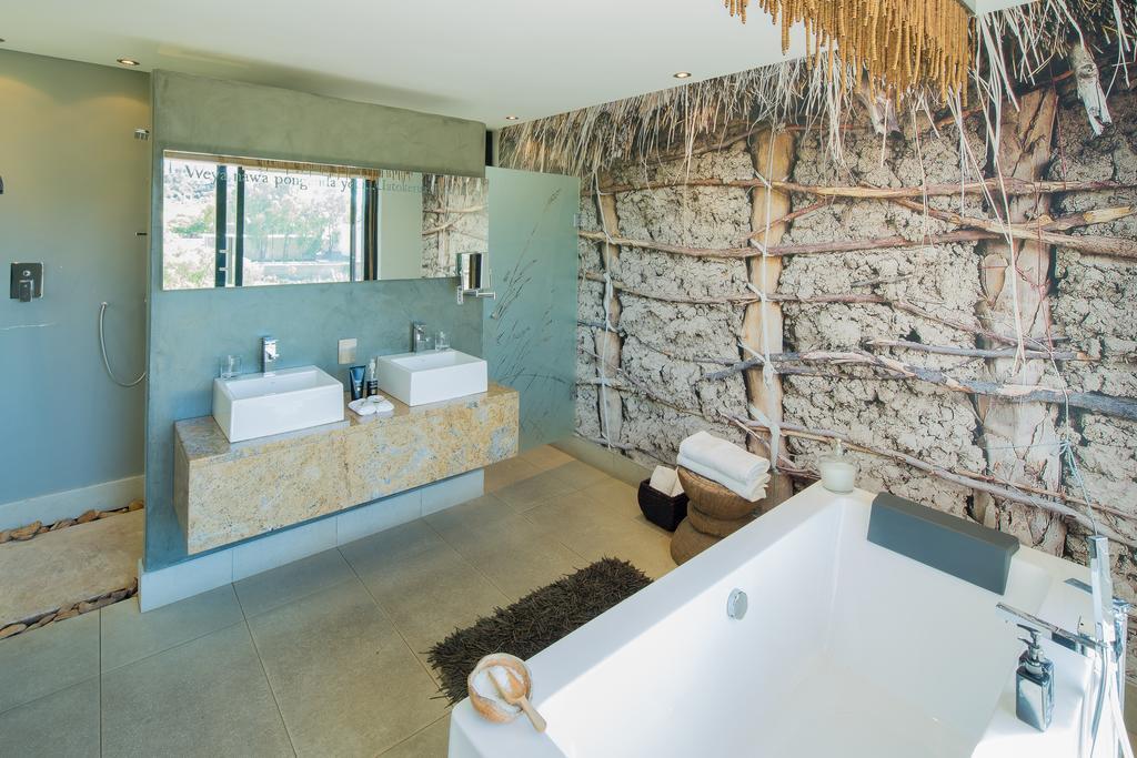 The Olive Exclusive All-Suite Hotel Windhoek Buitenkant foto