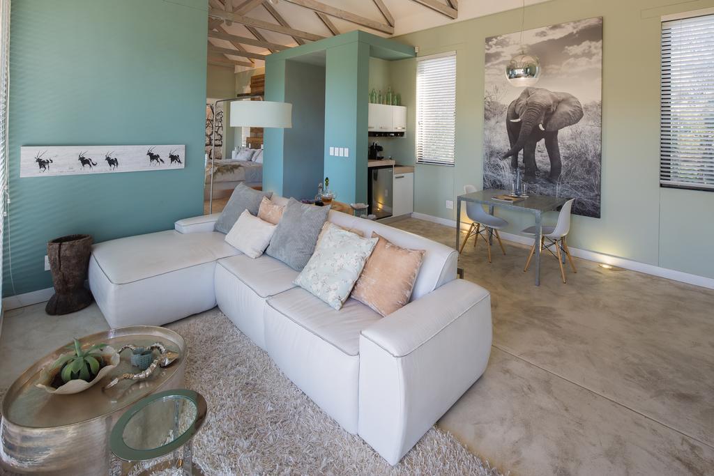 The Olive Exclusive All-Suite Hotel Windhoek Kamer foto