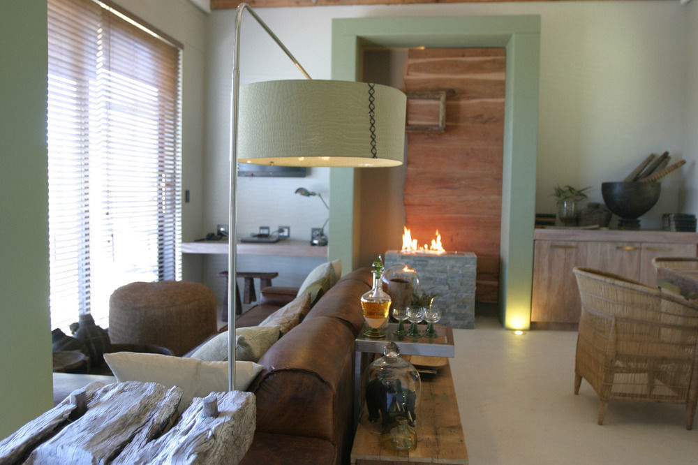 The Olive Exclusive All-Suite Hotel Windhoek Buitenkant foto
