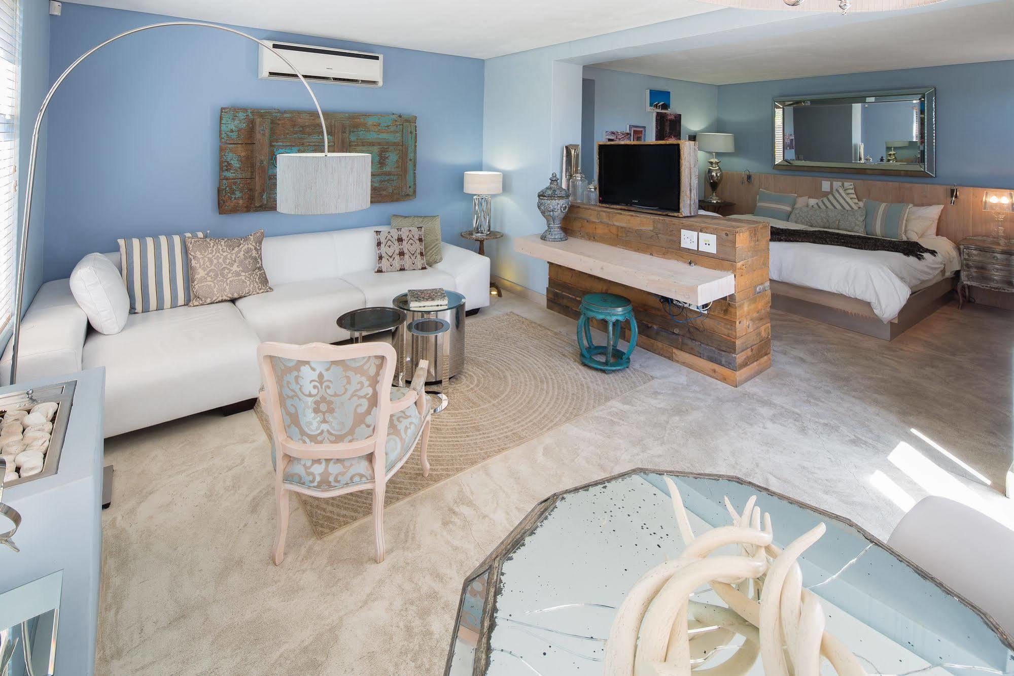 The Olive Exclusive All-Suite Hotel Windhoek Buitenkant foto