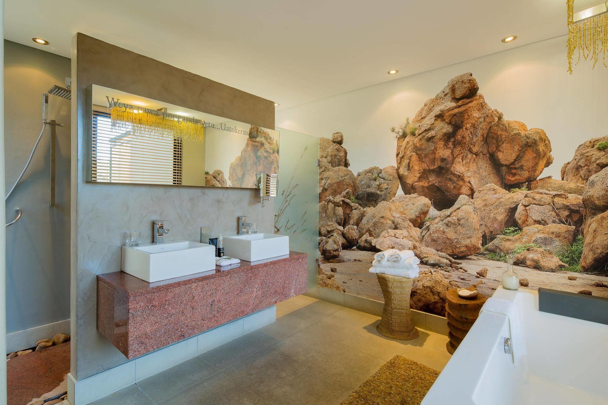 The Olive Exclusive All-Suite Hotel Windhoek Buitenkant foto
